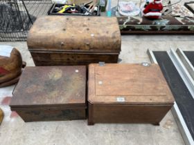 A WOODEN LIDDED BOX AND TWO VINTAGE METAL TRUNKS