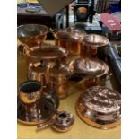 A LARGE QUANTITY OF COPPER COOKING ITEMS TO INCLUDE PANS, A SIEVE, JELLY MOULD, CASSEROLE DISHES,