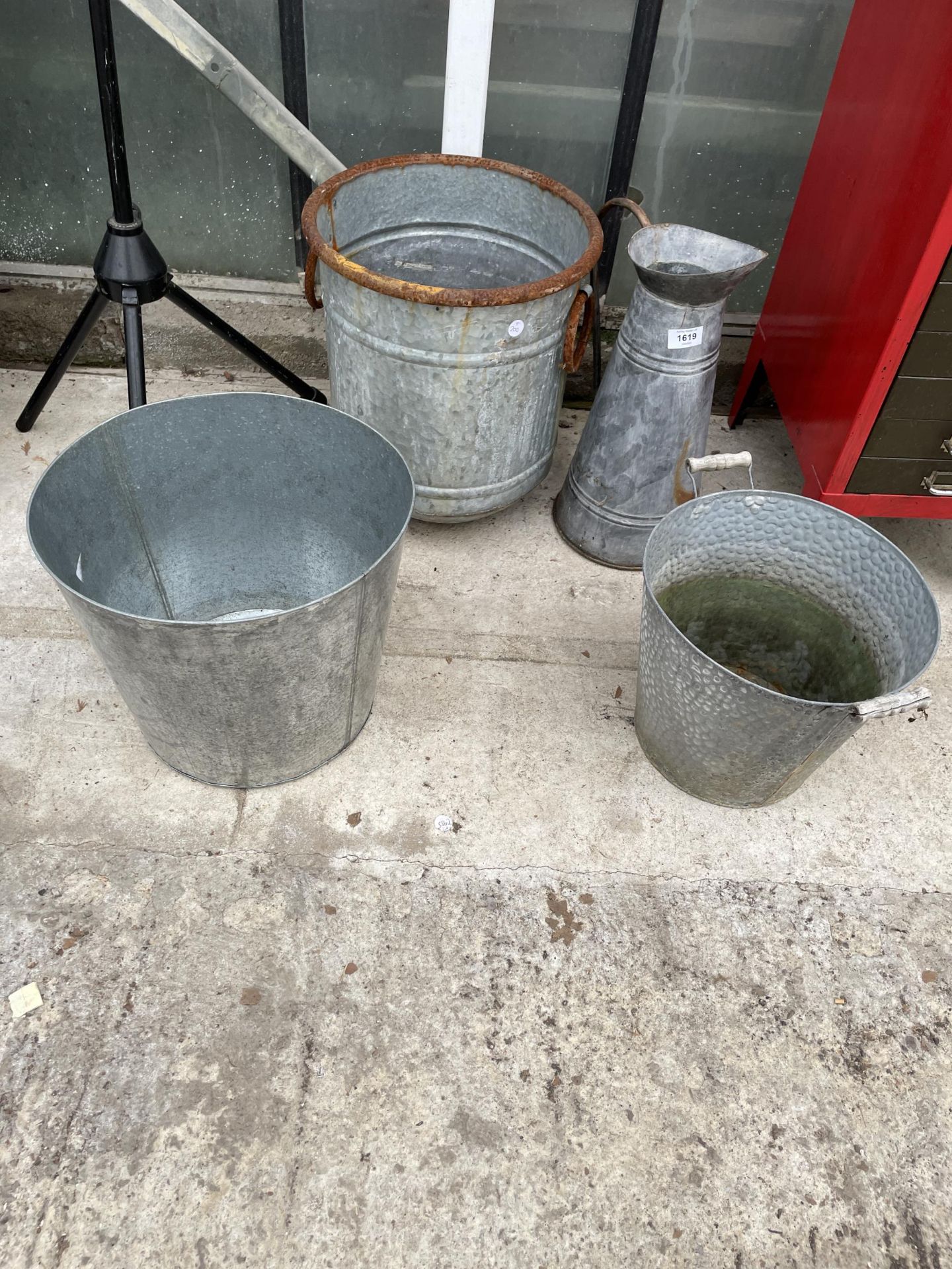 AN ASSORTMENT OF ITEMS TO INCLUDE TWO BUCKETS AND A JUG ETC