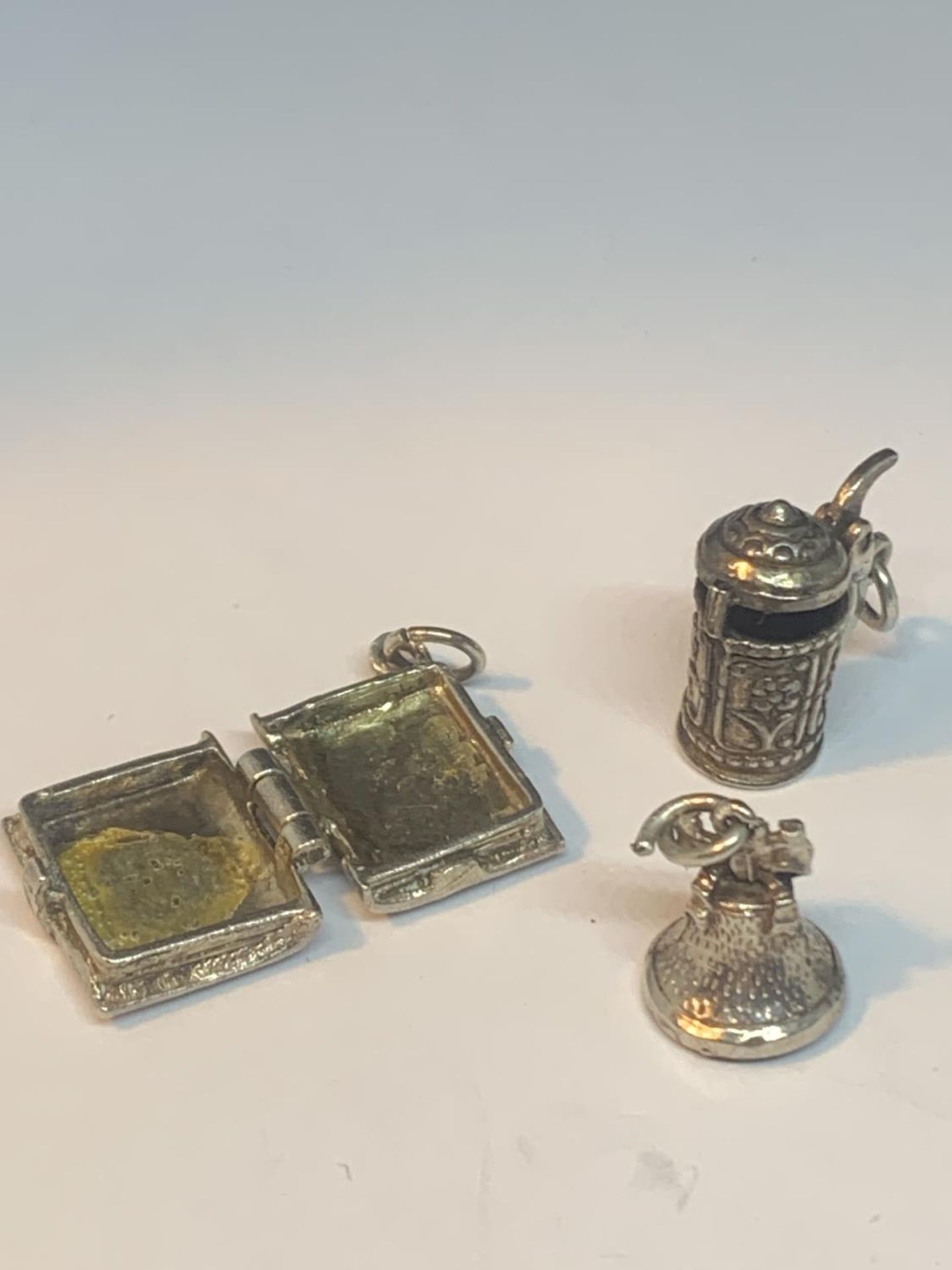 EIGHT VARIOUS SILVER CHARMS - Image 2 of 4