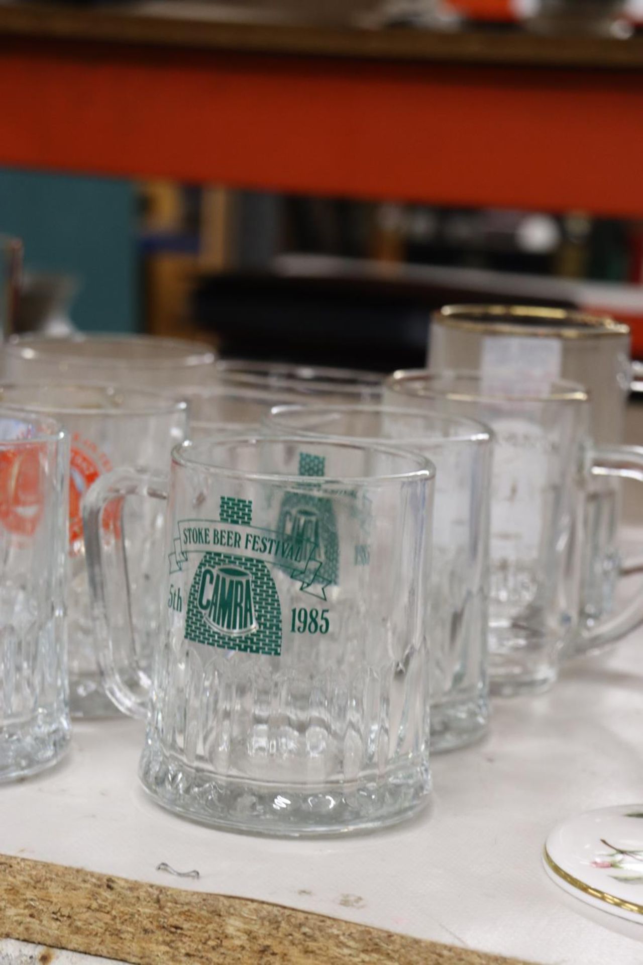 A COLLECTION OF HALF PINT, ADVERTISING, BEER TANKARDS - Image 7 of 8