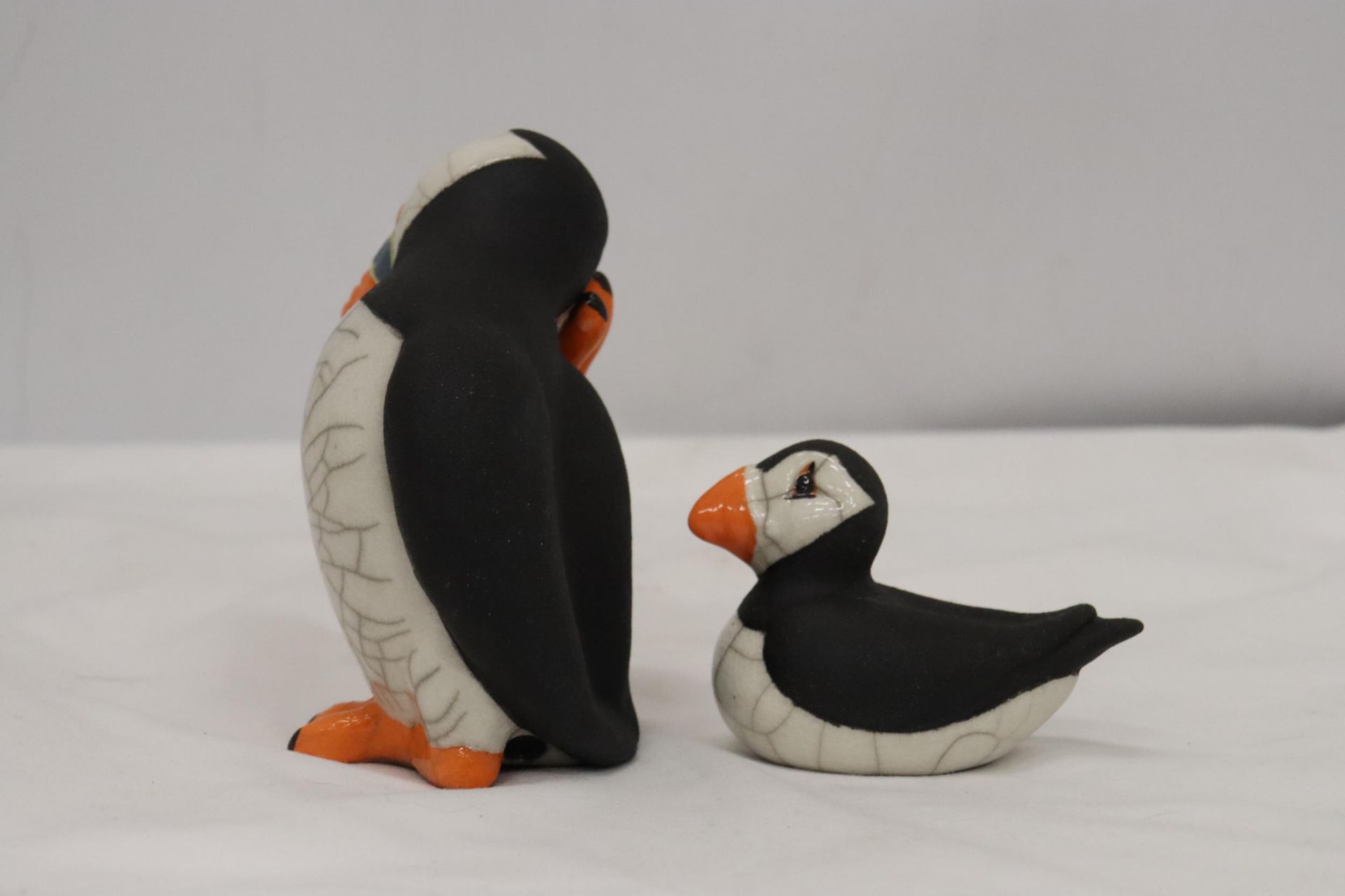 TWO PUFFIN FIGURES - Image 4 of 5