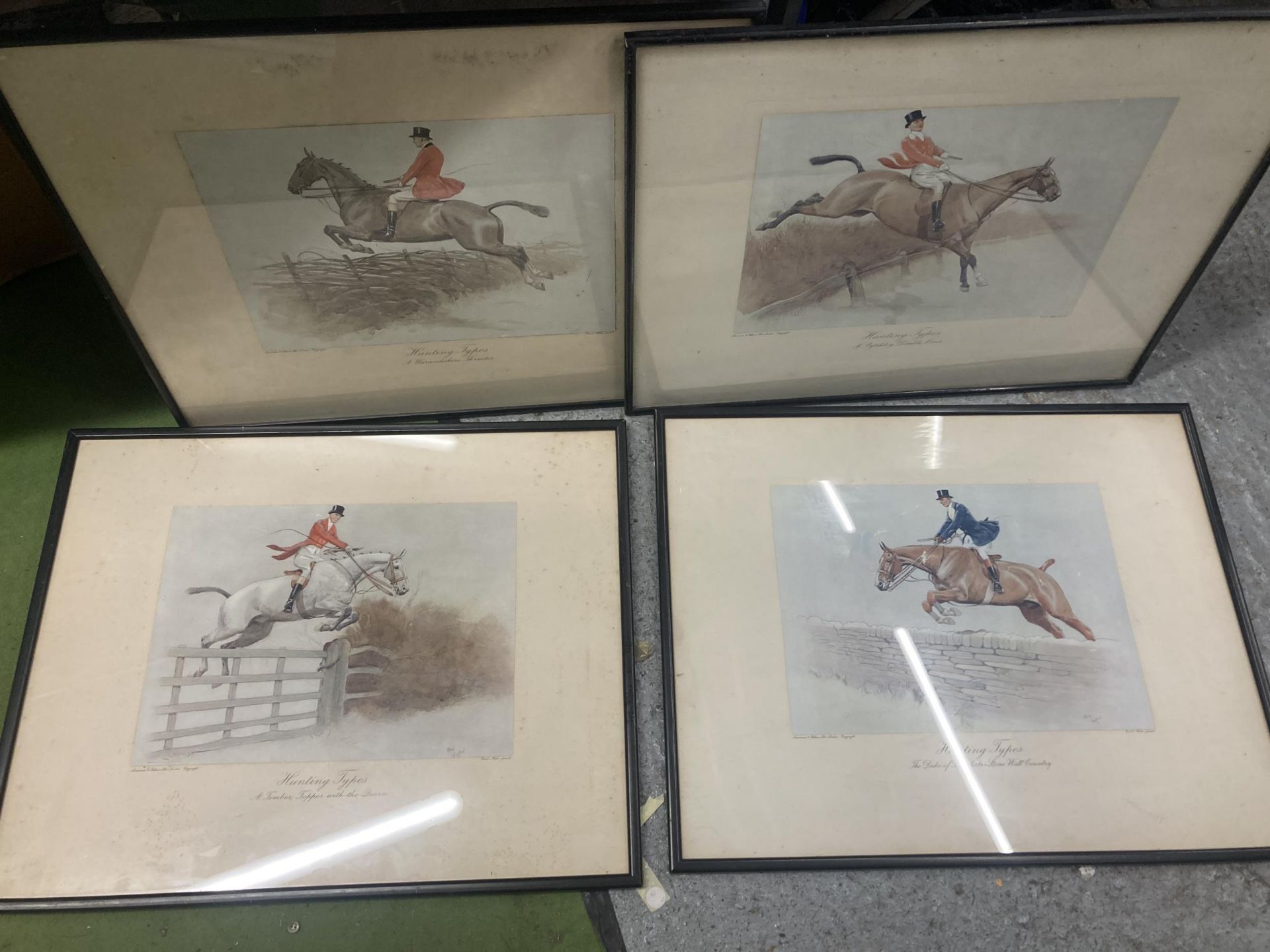 FOUR VINTAGE FRAMED HUNTING PRINTS