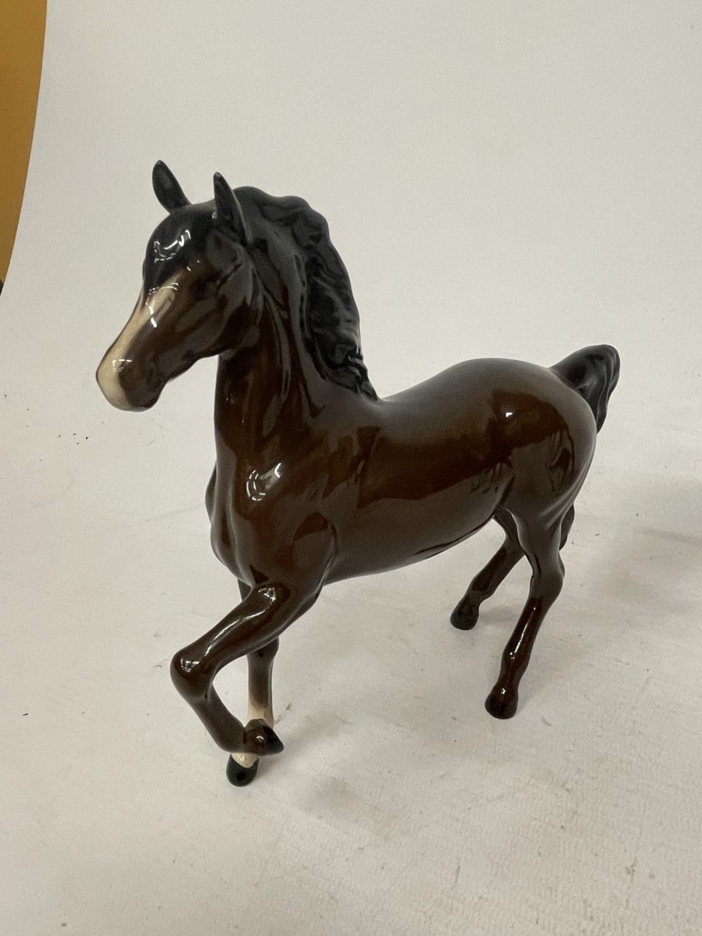 TWO BESWICK BAY HORSES TO INCLUDE A PRANCING EXAMPLE - Image 2 of 4