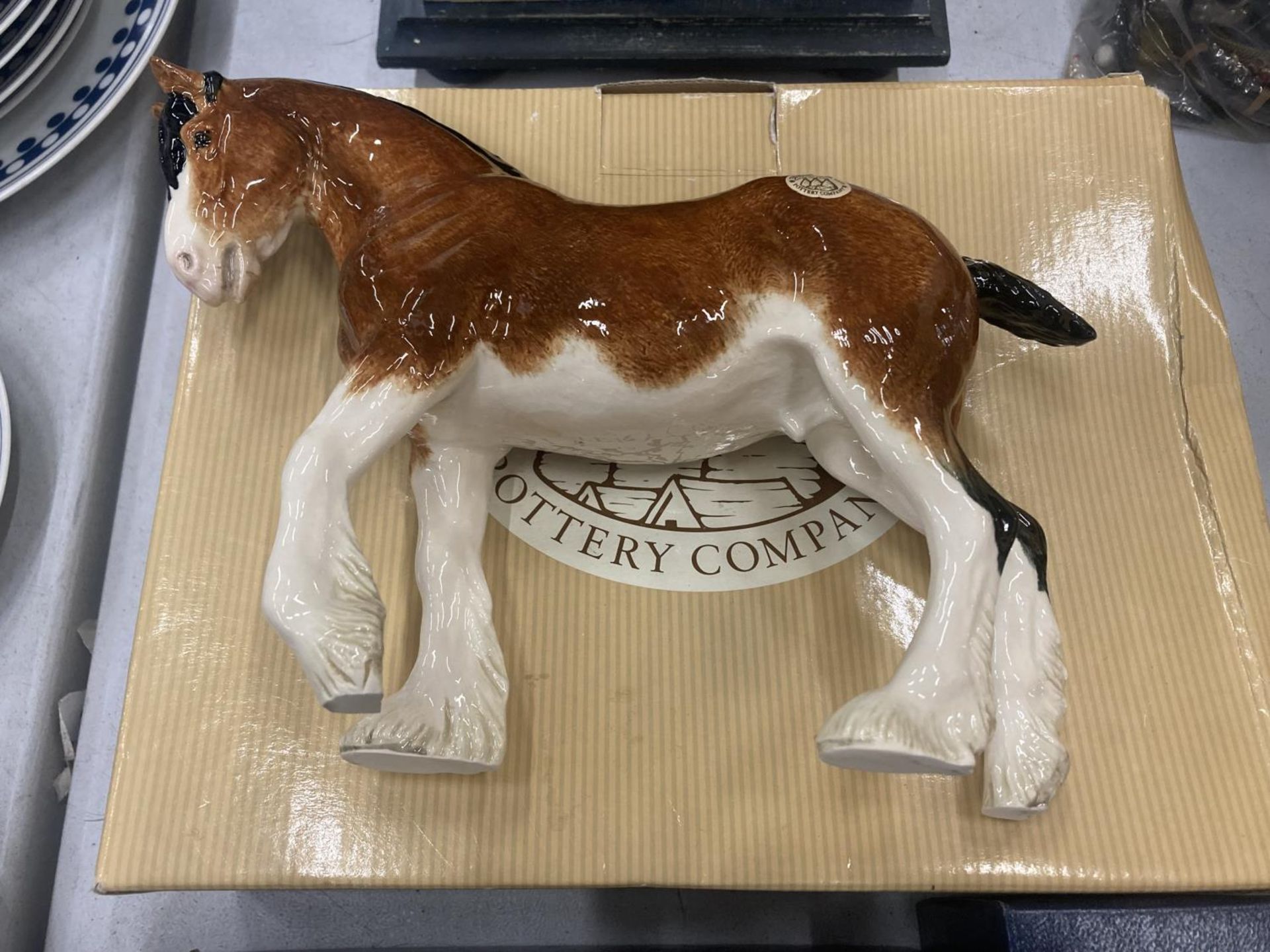 A BORDER FINE ARTS POTTERY SHIRE HORSE, HEIGHT 17CM, BOXED, TWO LILMITED EDITION, BOXED, SCHOTT- - Image 2 of 5