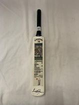 A SMALL SIR RICHARD HADLEE, NEW ZEALAND, CRICKET BAT, SIGNED 22/4/99, NO PROVENANCE