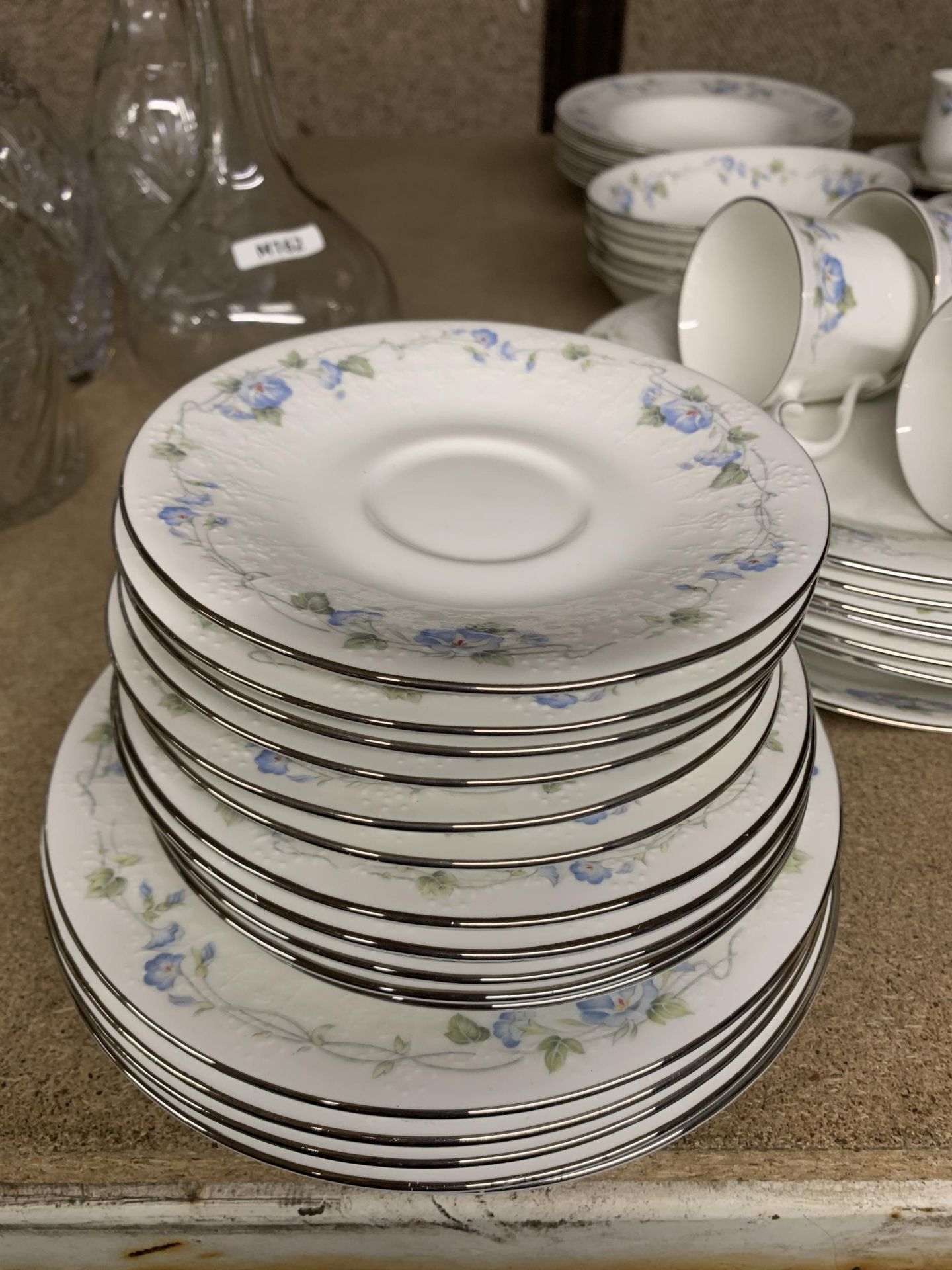 A LARGE QUANTITY OF ROYAL ALBERT "FOR ALL SEASONS" - Image 5 of 5