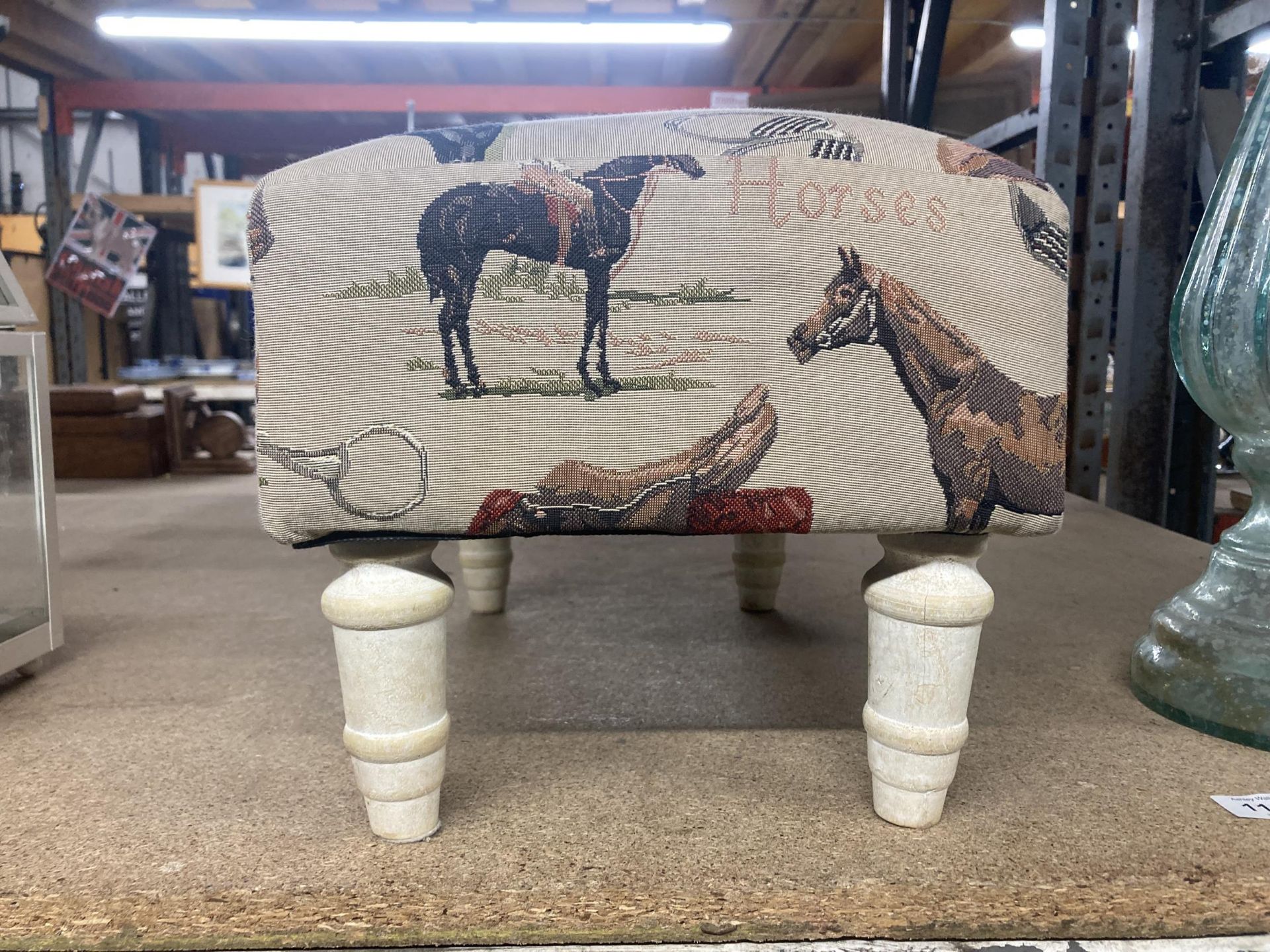 AN EQUESTRIAN THEMED FOOTSTOOL ON WHITE PAINTED LEGS - Image 3 of 3