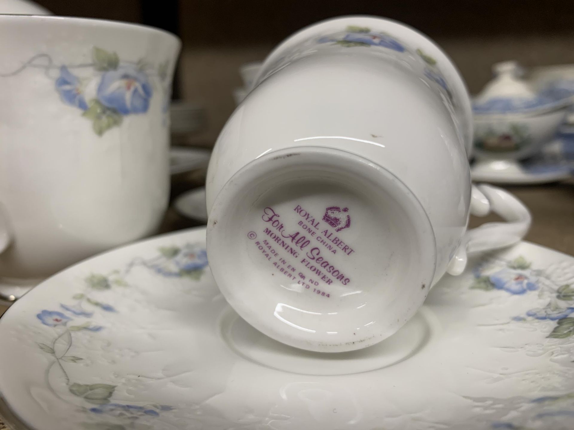 A LARGE QUANTITY OF ROYAL ALBERT "FOR ALL SEASONS" - Image 3 of 5