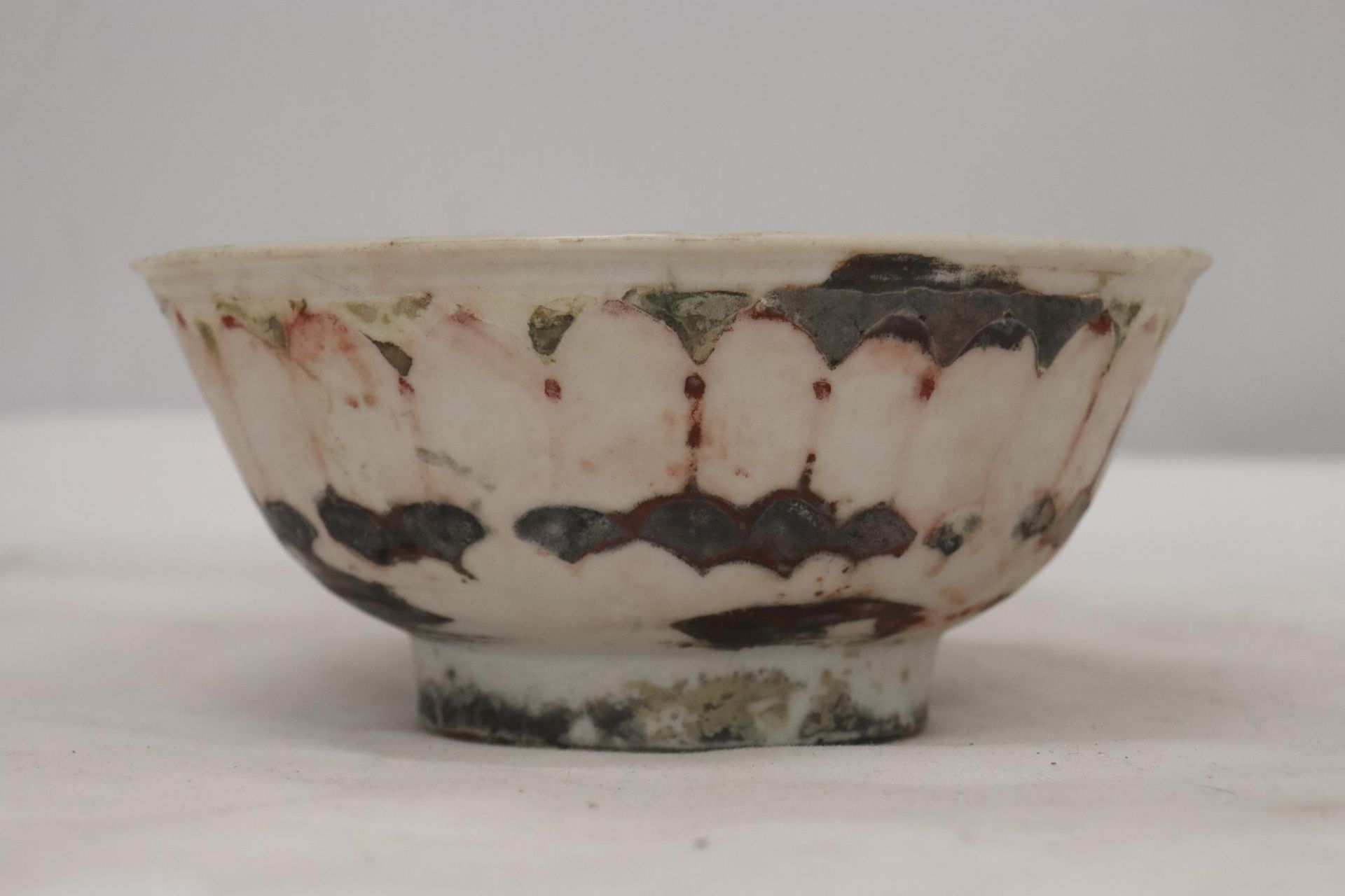 TWO TEK SING BOWLS - Image 6 of 8