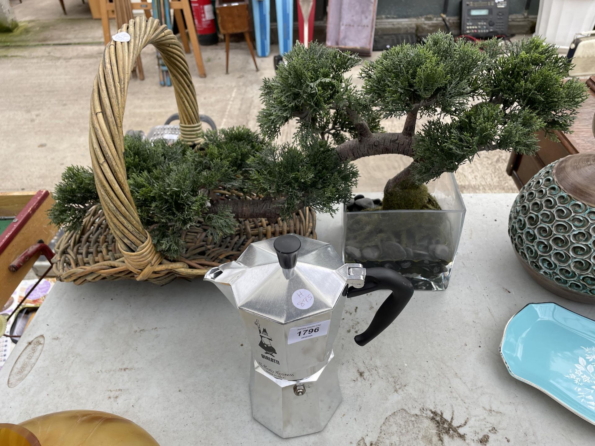 AN ASSORTMENT OF ITEMS TO INCLUDE A COFFEE POT AND A WICKER BASKET ETC