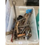 AN ASSORTMENT OF TOOLS TO INCLUDE A G CLAMP, FILES AND HAMMERS ETC