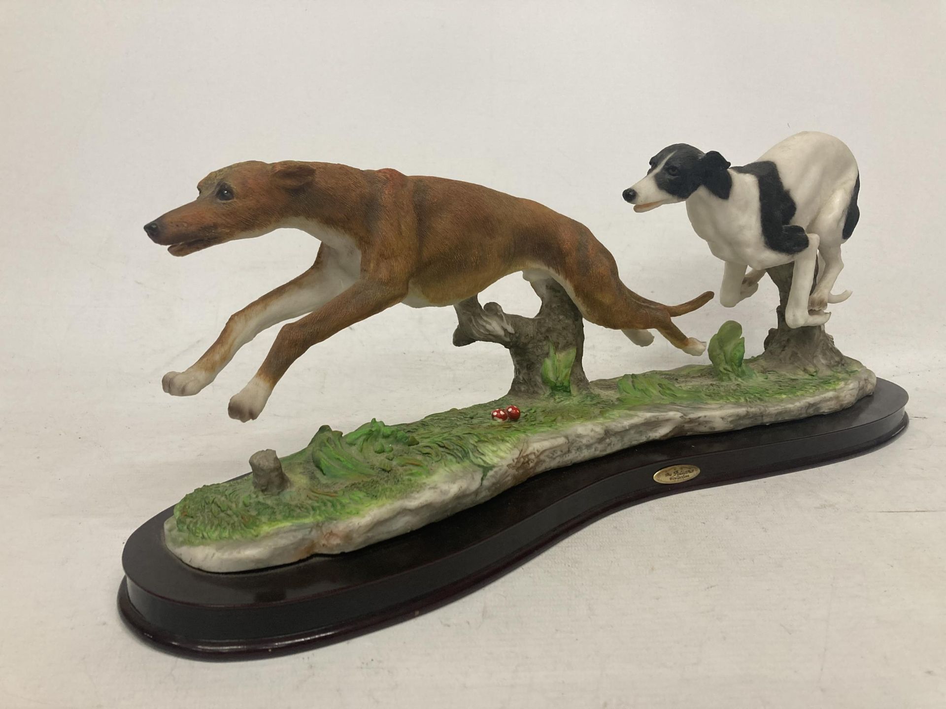 THE JULIANA COLLECTION GREY HOUND FIGURES ON STAND - Image 2 of 3