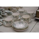 A QUANTITY OF COPELAND SPODE TEAWARE TO INCLUDE CUPS AND SAUCERS