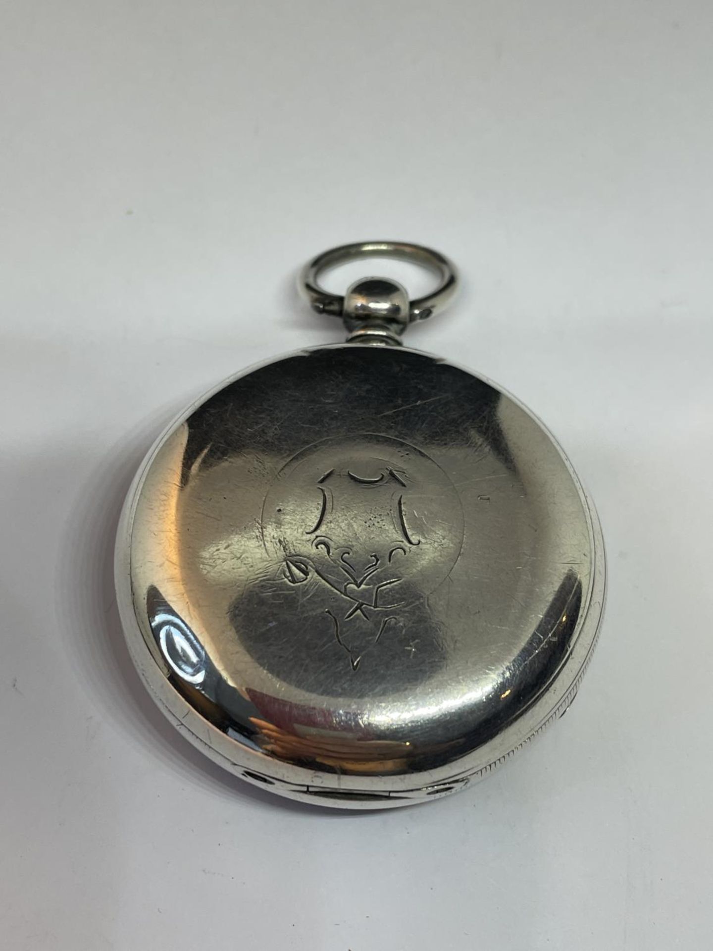 A HALLMARKED LONDON SILVER POCKET WATCH - Image 2 of 4