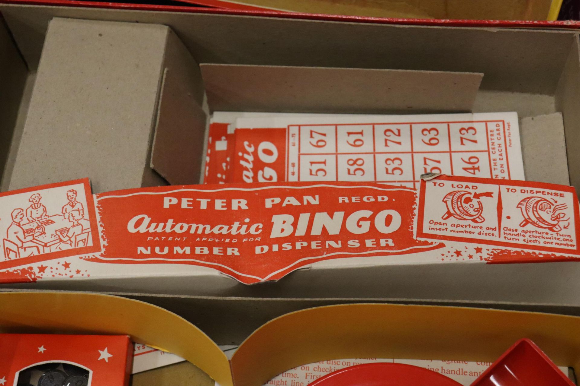 AN EARLY 1960'S, PETER PAN AUTOMATIC BINGO, VENDOR STATES NEVER PLAYED WITH - Bild 6 aus 8