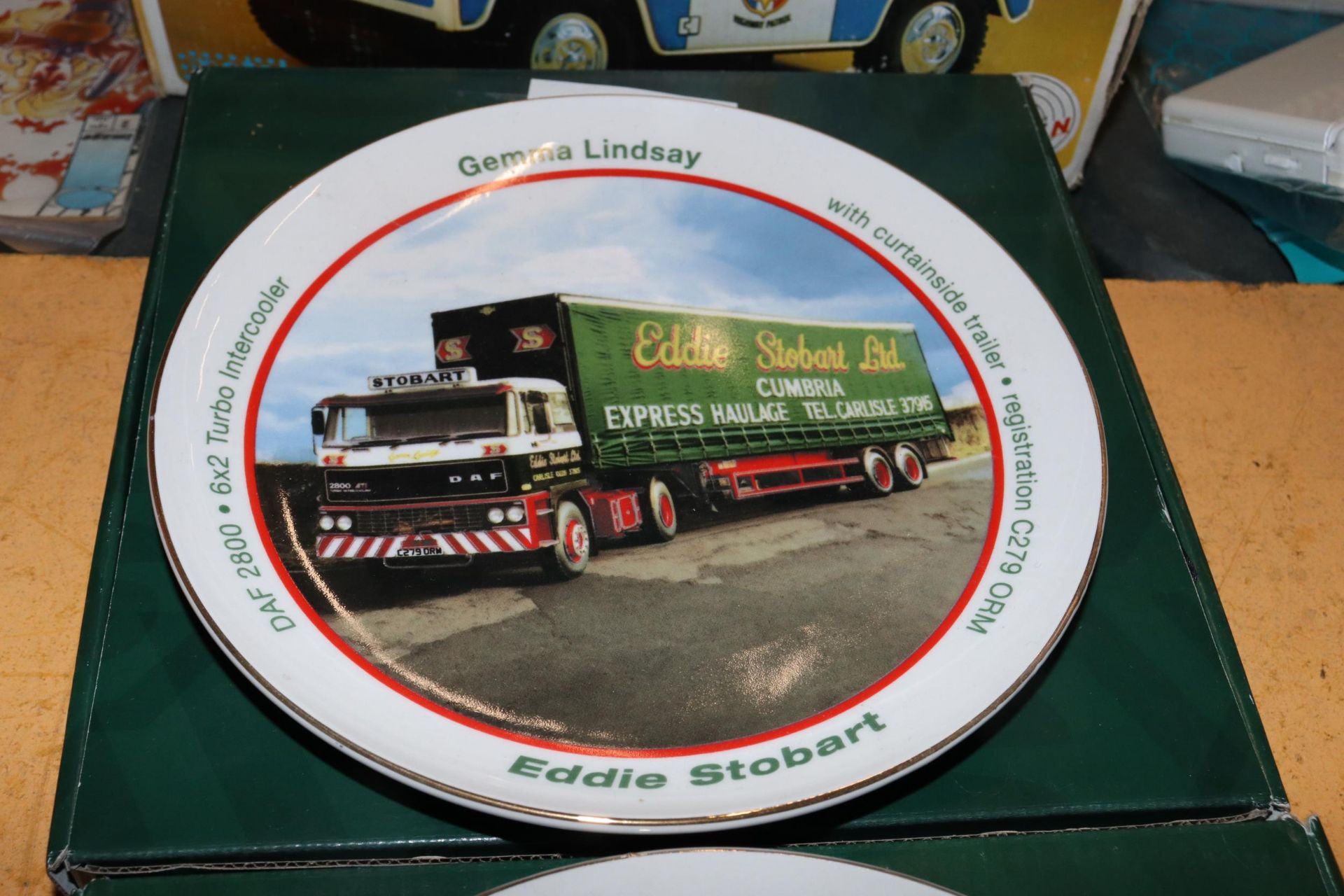 FOUR EDDIE STOBART BY ATLAS, CABINET PLATES IN ORIGINAL BOXES - Image 5 of 7