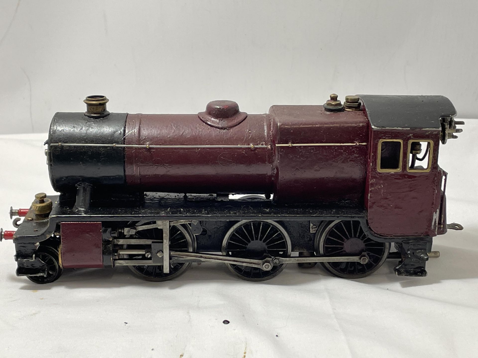 A SCRATCH BUILT LIVE STEAM 30 MM GAUGE 2-6-0 MODEL RAILWAY LOCOMOTIVE NUMBER 13270 IN MAROON AND