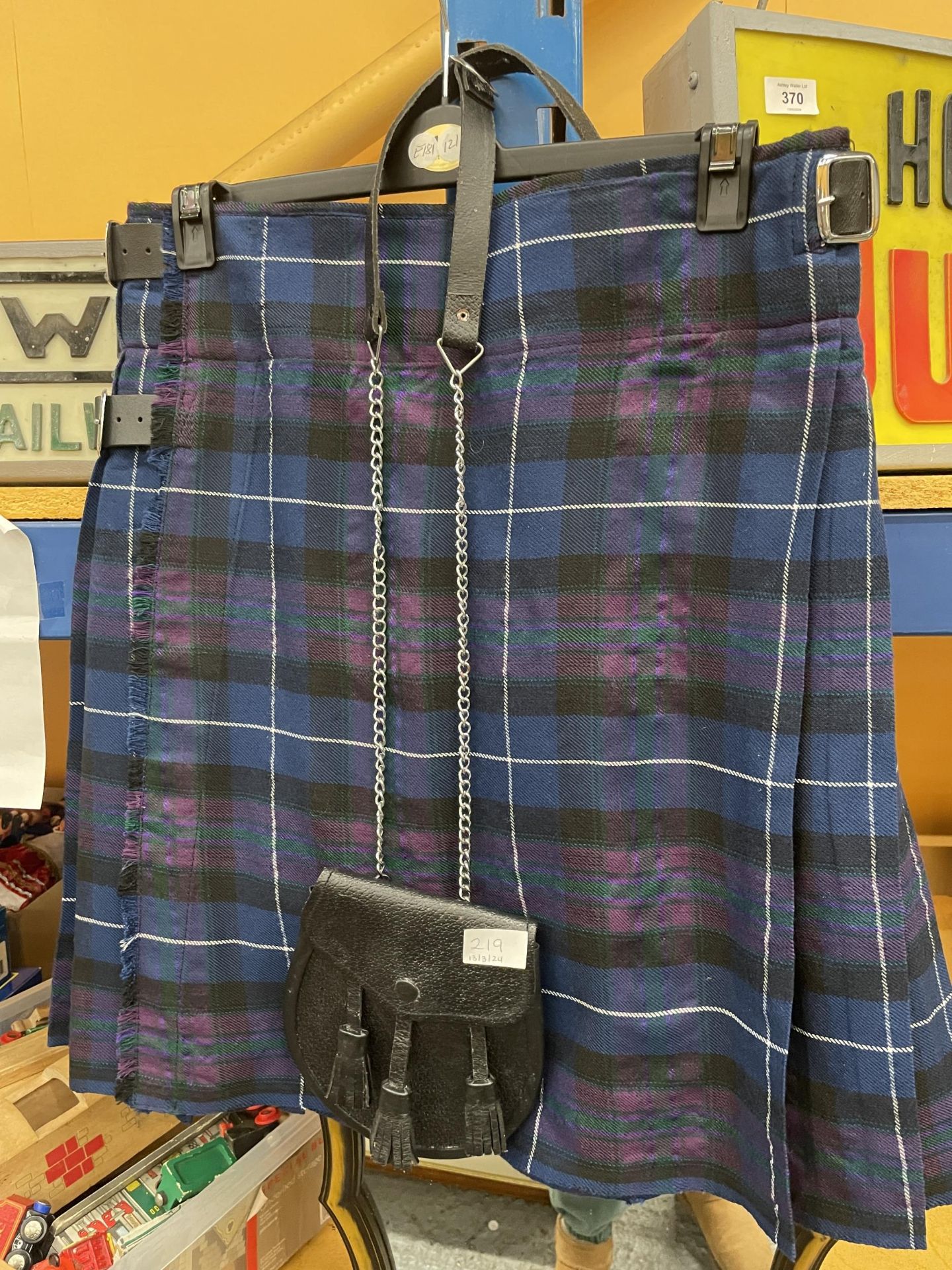 A SCOTTISH KILT AND SPORRAN