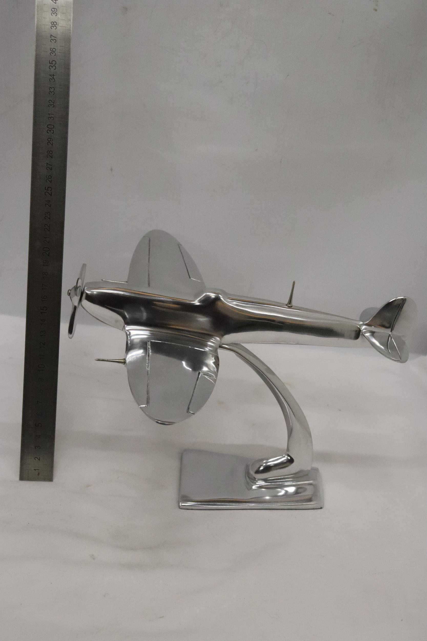 A LARGE CHROME SPITFIRE ON A STAND - Image 6 of 6