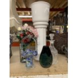 A JARDINERE PLANT STAND, HEIGHT 58CM, MURANO STYLE GLASS BASKET, ART GLASS VASE, DECANTER, ETC