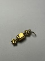 A 9CT YELLOW GOLD SWEET CHARM