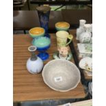 A QUANTITY OF CERAMIC ITEMS TO INCLUDE A CARLTONWARE MUG, VASE, GOBLET ETC