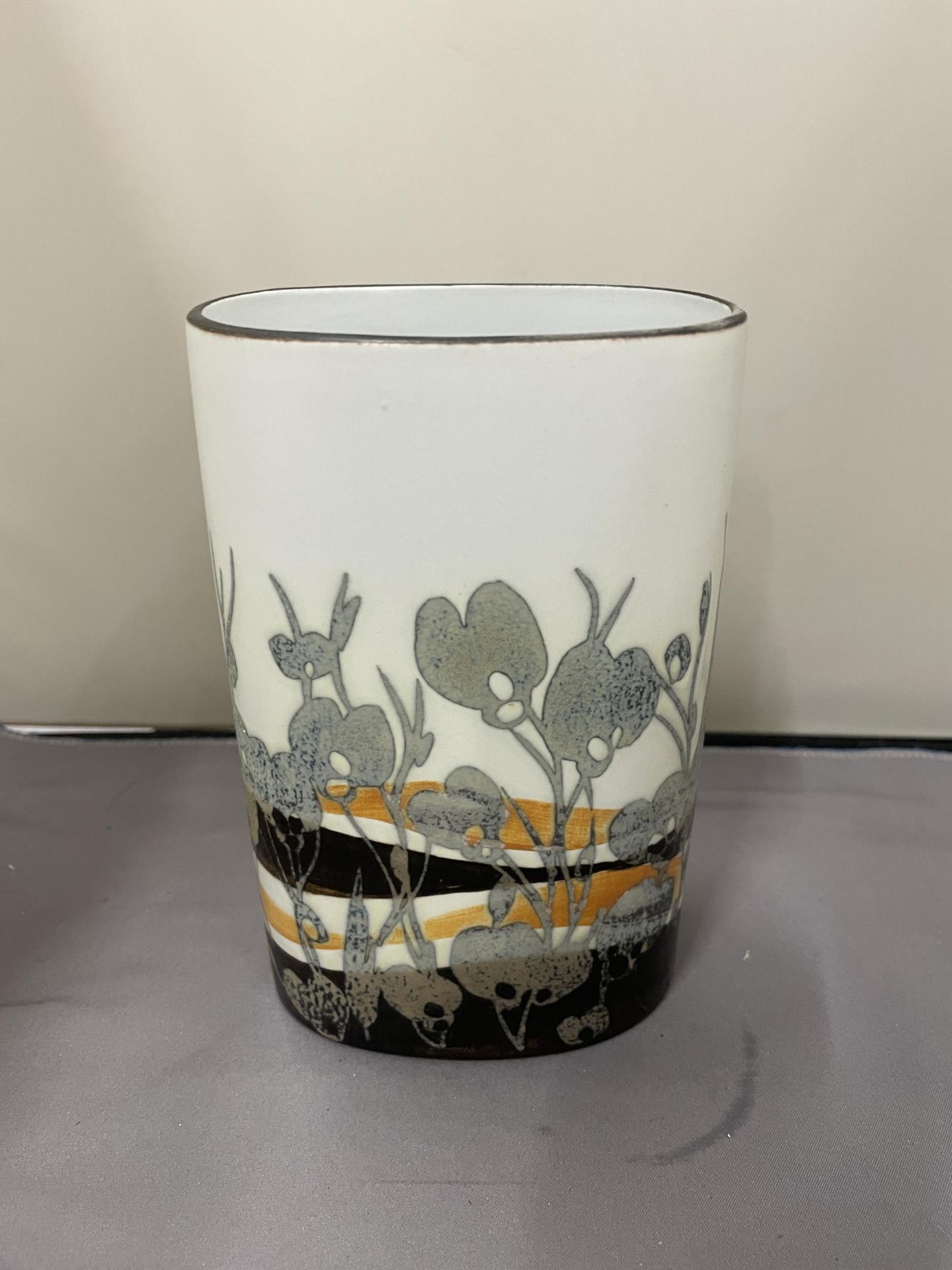 A 1970'S ROYAL COPENHAGEN BACA SERIES VASE DECORATED WITH TONES OF YELLOW, BROWN AND SILVER GREY