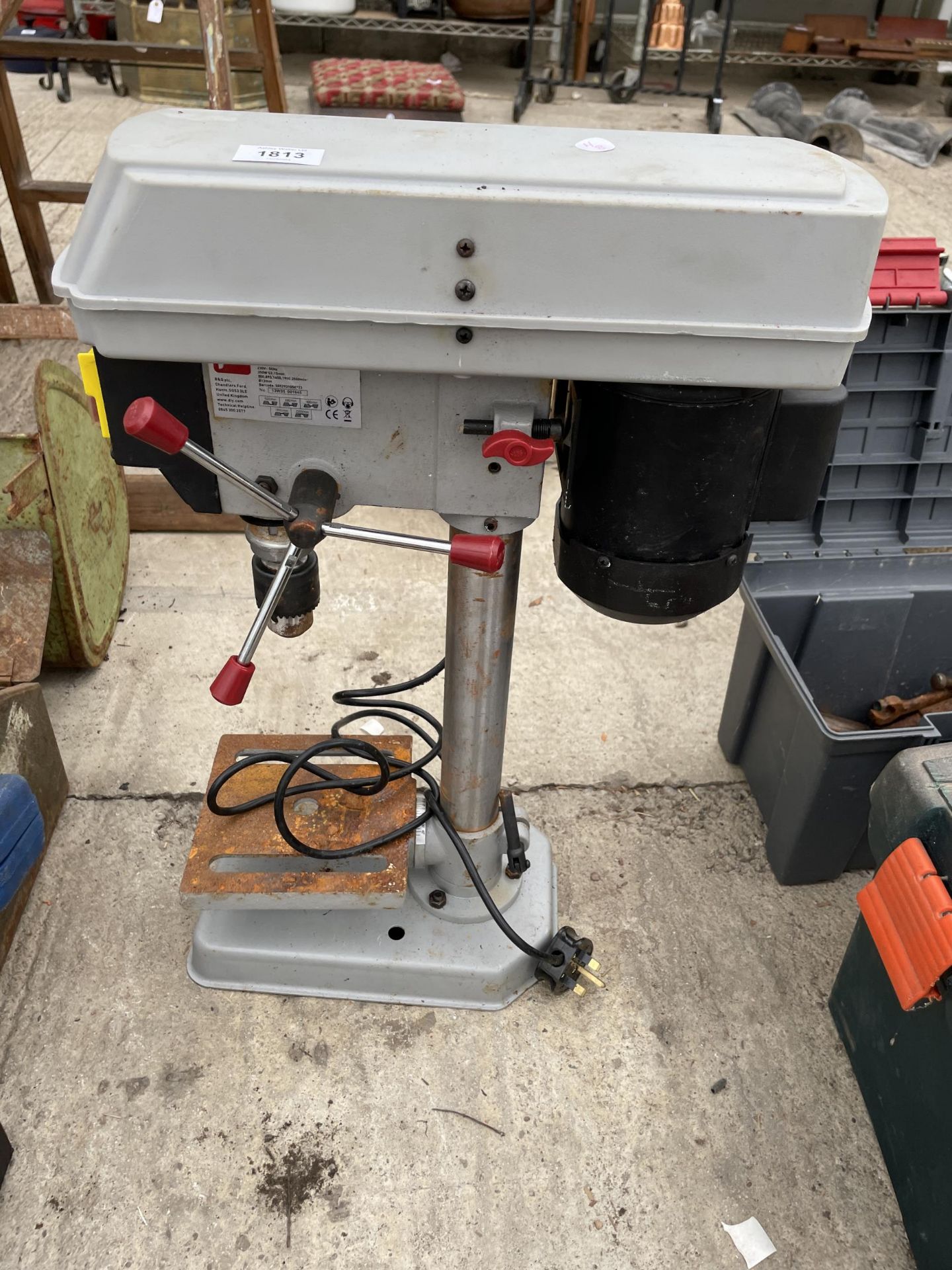 AN ELECTRIC PRO FORMANCE PILLAR DRILL