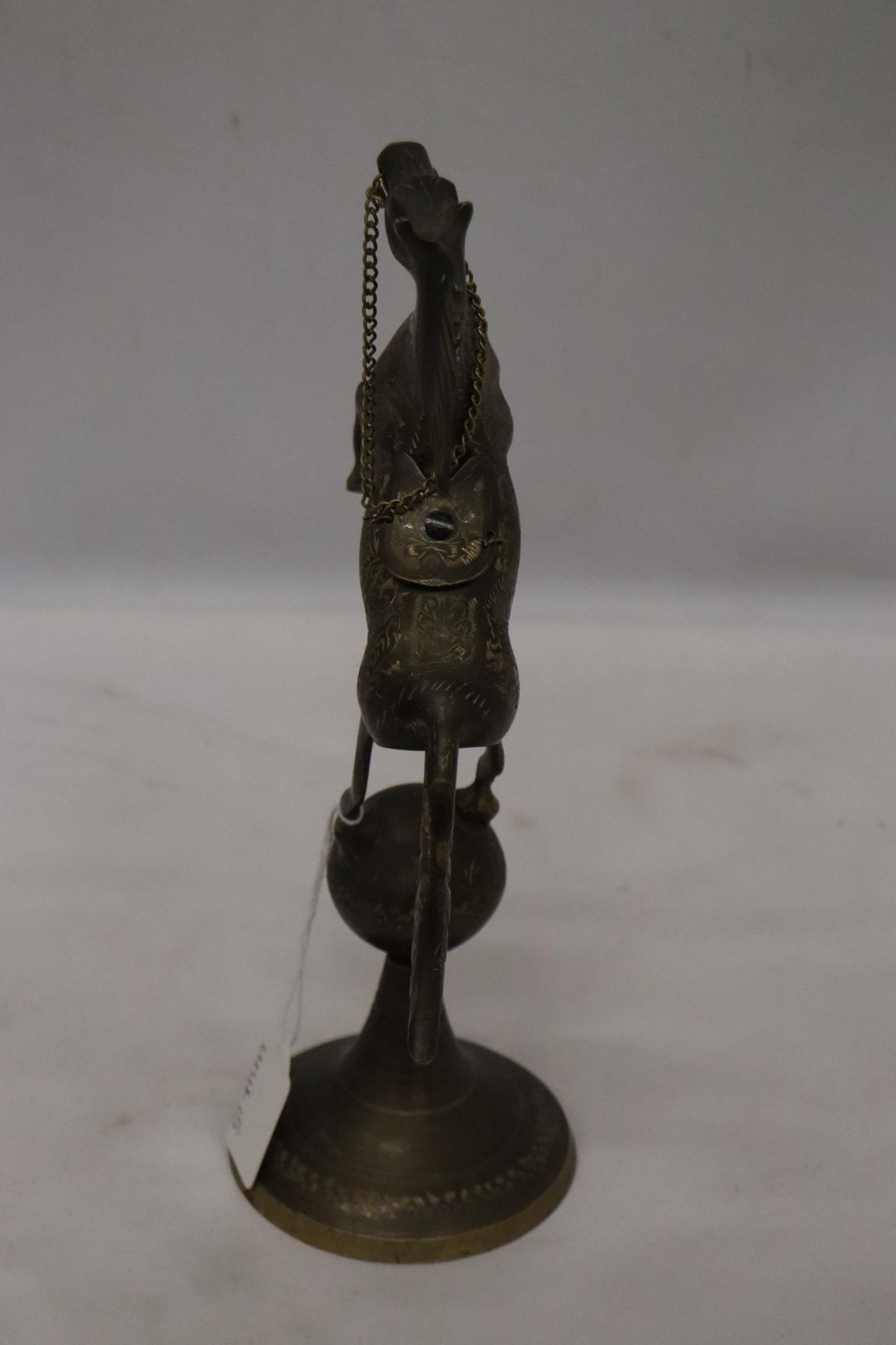 A VINTAGE BRASS ASIAN HORSE - Image 7 of 7