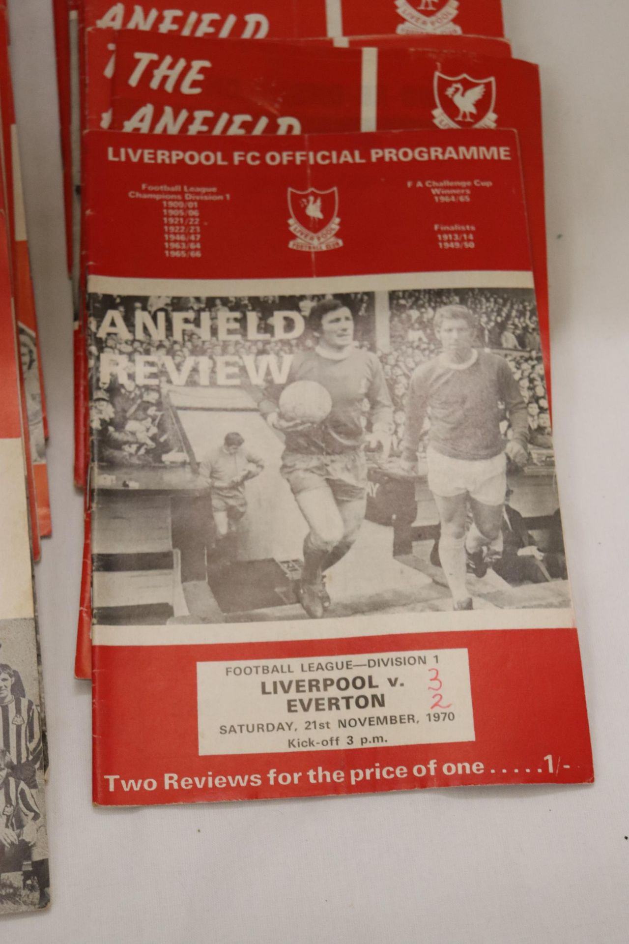 TWENTY SEVEN LIVERPOOL HOME PROGRAMMES 1969 - 1972 - Bild 5 aus 6