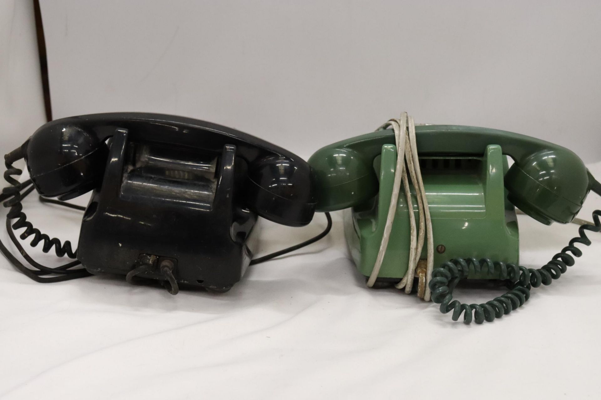 TWO VINTAGE BLACK AND GREEN TELEPHONES - Image 2 of 5