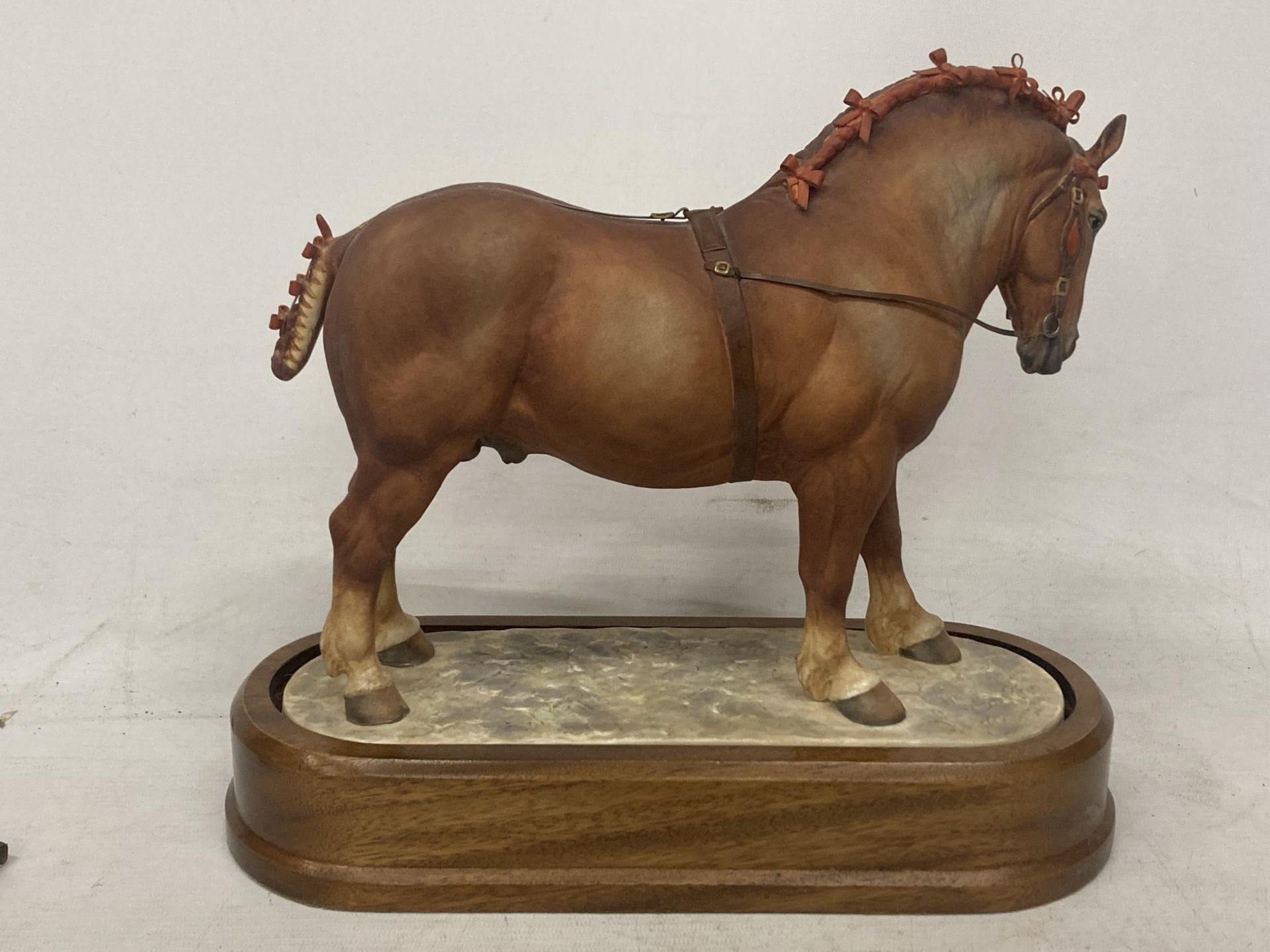 A ROYAL WORCESTER MODEL OF A SUFFOLK STALLION MODELLED BY DORIS LINDNER AND PRODUCED IN A LIMITED - Image 3 of 5