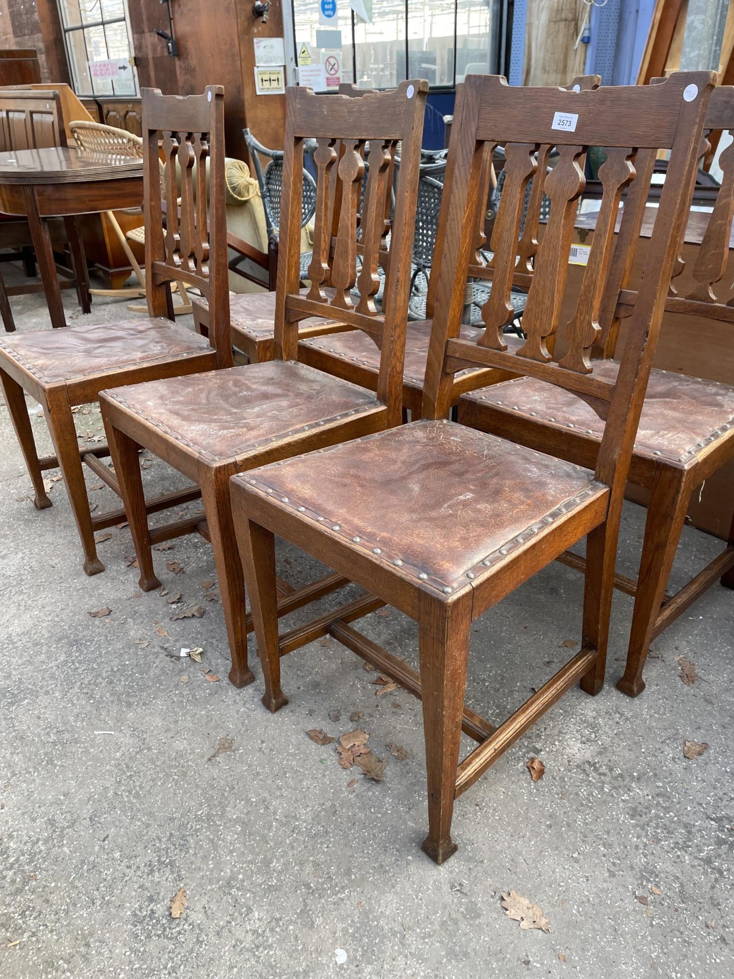 A SET OF SIX ART NOUVEAU DINING CHAIRS - Image 2 of 3