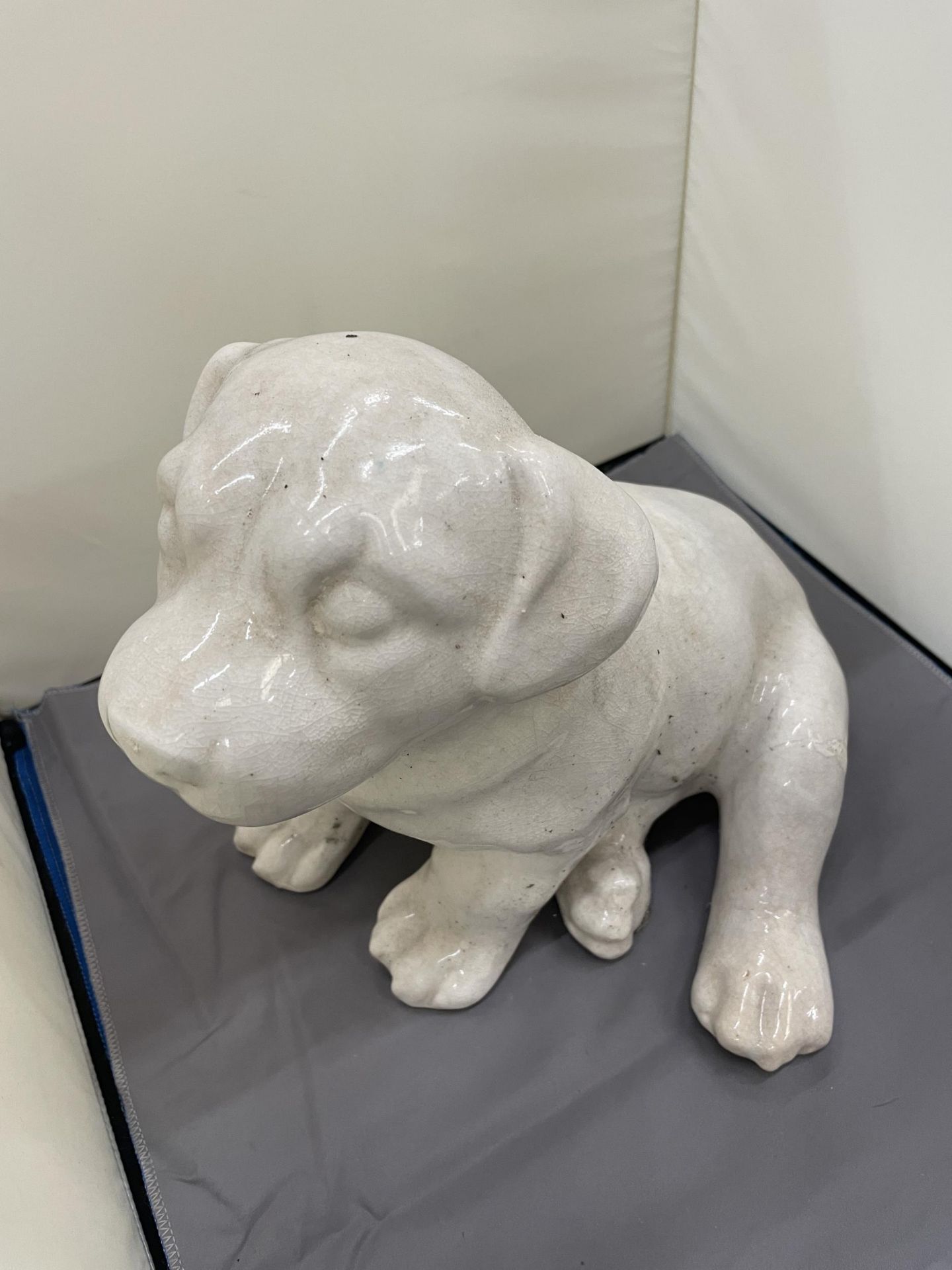 A LARGE CERAMIMC MODEL OF A PUPPY DOG, HEIGHT 26CM, WIDTH 25CM - Image 2 of 3