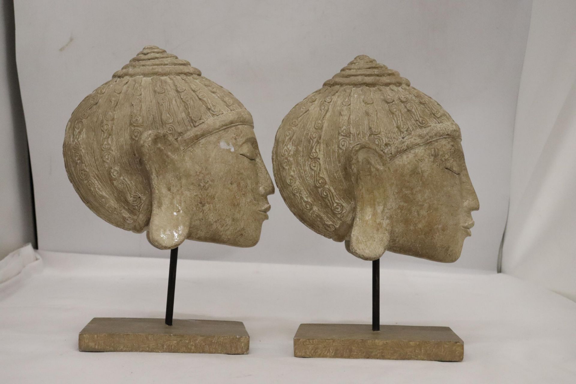 TWO BUDDAH HEADS ON STANDS, HEIGHT 27CM - Image 2 of 6