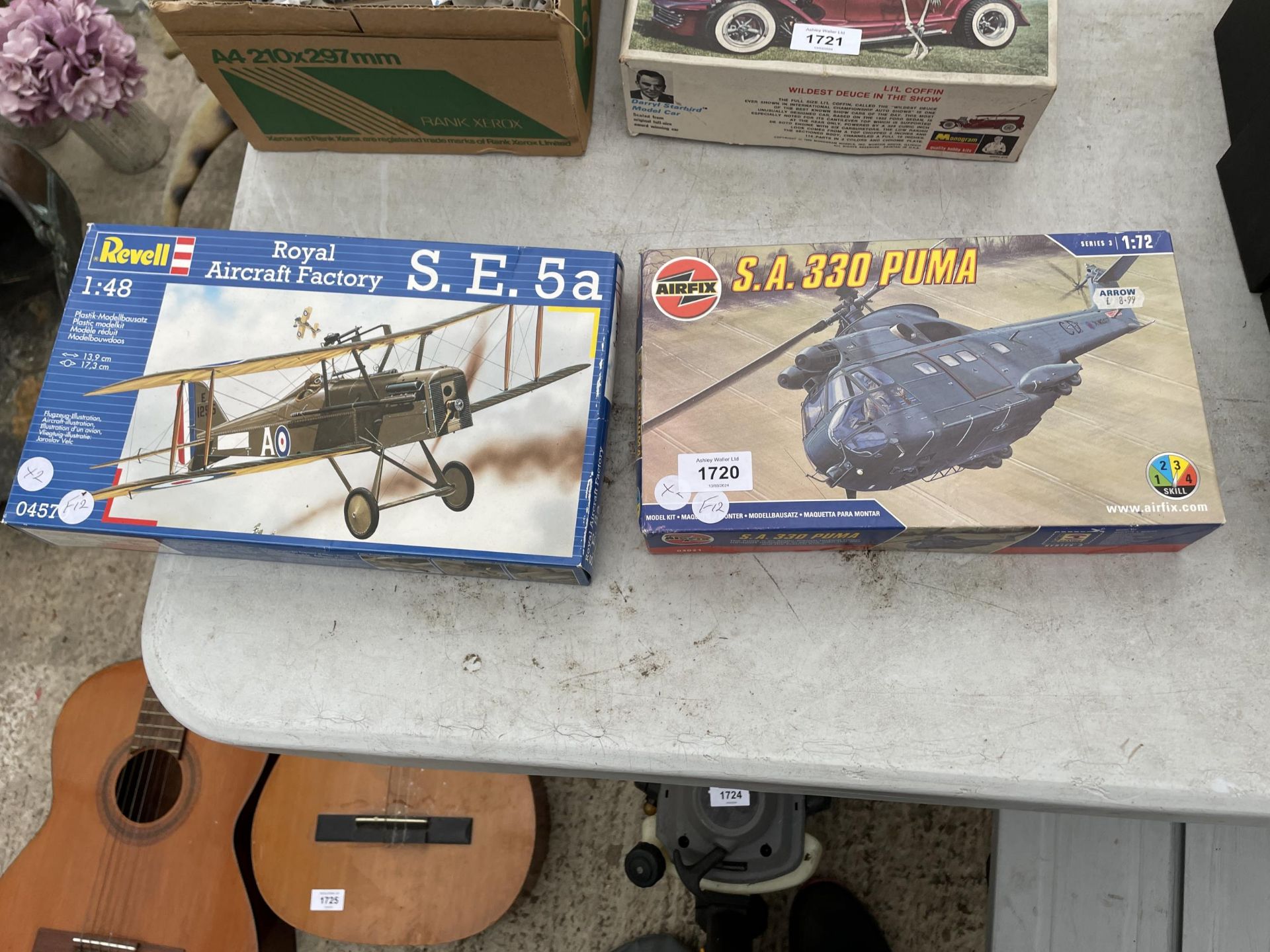 TWO BOXED MODEL KITS TO INCLUDE AN AIRFIX HELICOPTER ETC