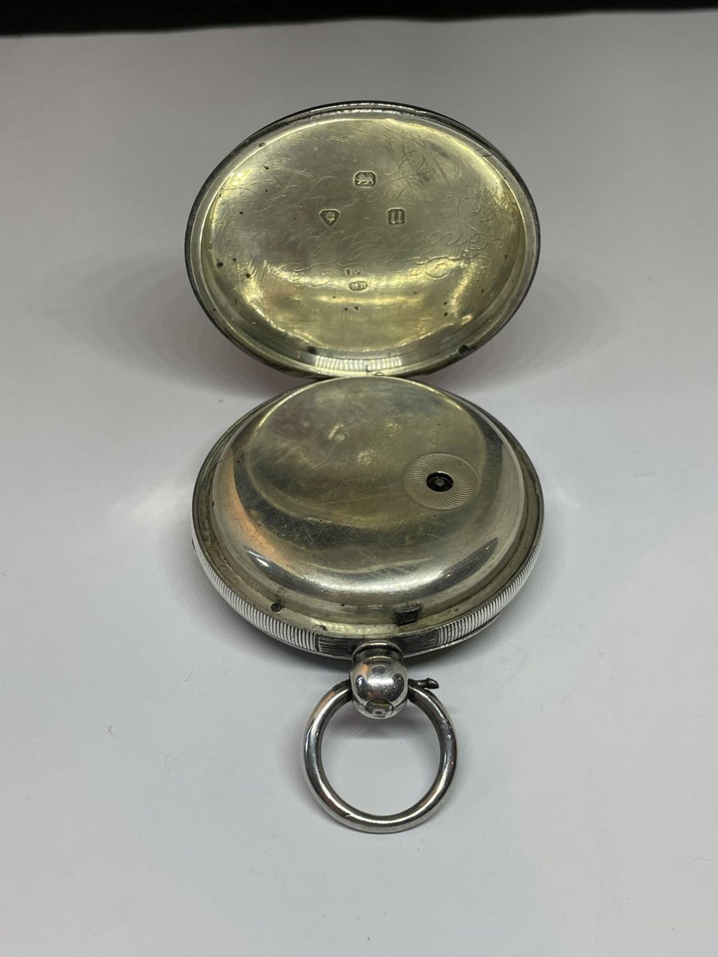 A HALLMARKED LONDON SILVER POCKET WATCH - Image 3 of 4