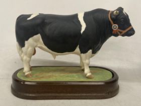 A ROYAL WORCESTER MODEL OF A BRITISH FRESIAN BULL MODELLED BY DORIS LINDNER LIMITED EDITION - NO