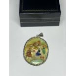 A VINTAGE HAND PAINTED ABALONE SHELL IN A SILVER MOUNT IN A PRESENTATION BOX