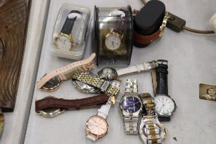 ELEVEN FASHION WATCHES