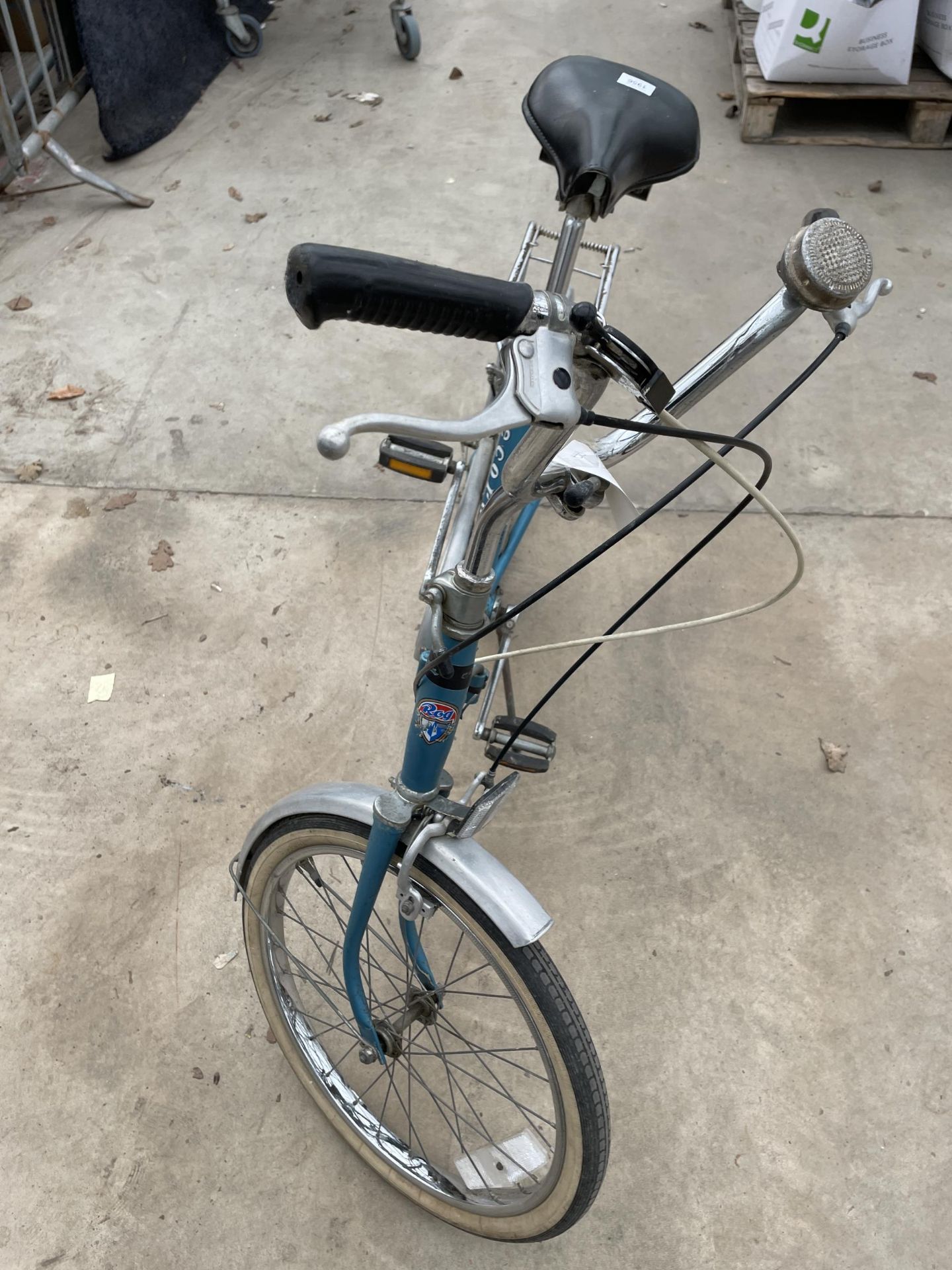 A RETRO RECORD FOLDING BIKE - Image 7 of 8