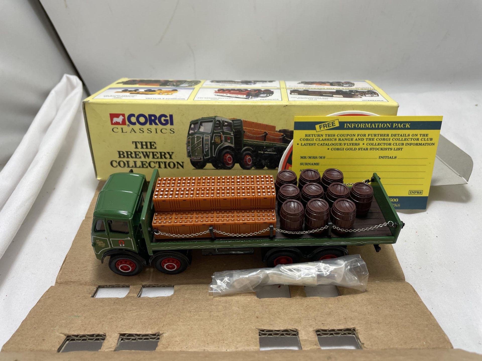 A CORGI CLASSICS LIMITED EDITION 09801 ERF DELIVERY TRUCK SET