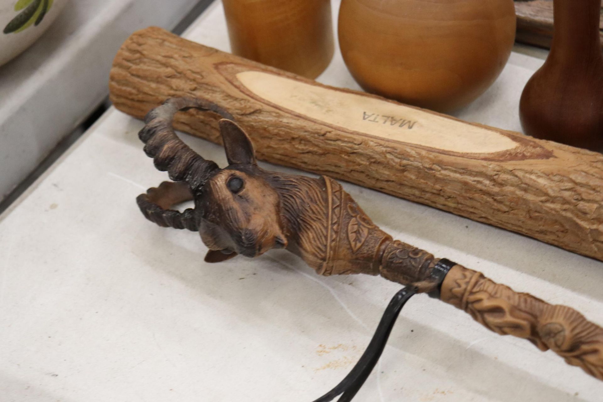 A MIXED LOT TO INCLUDE A WOLF SCULPTURE HAND MADE IN CANADA, PAIR OF DUTCH CLOGS, WOOD CARVING, - Image 3 of 13