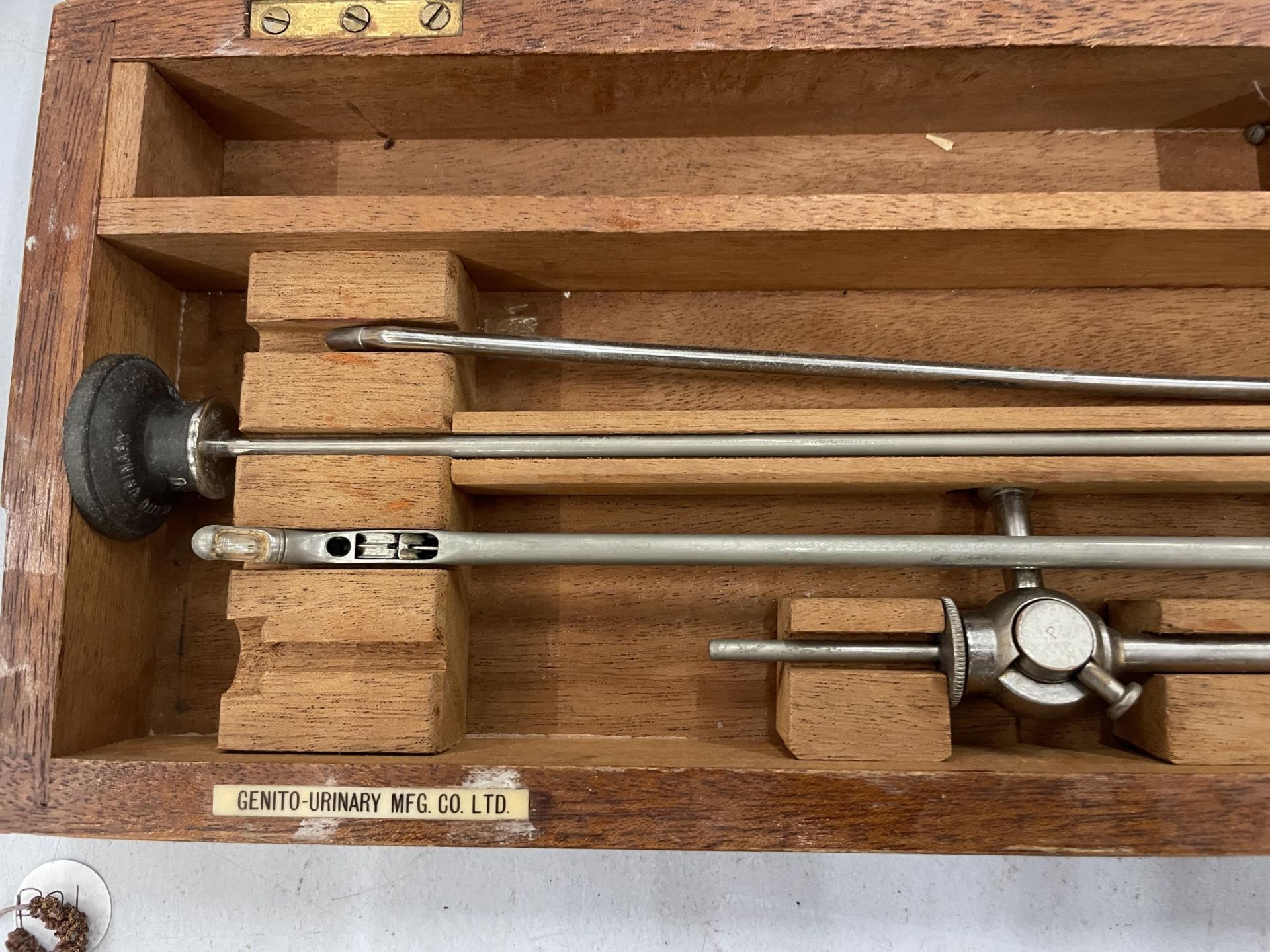 A BOXED MEDICAL, THOMPSON WALKER, CYTOSCOPE - Bild 3 aus 4