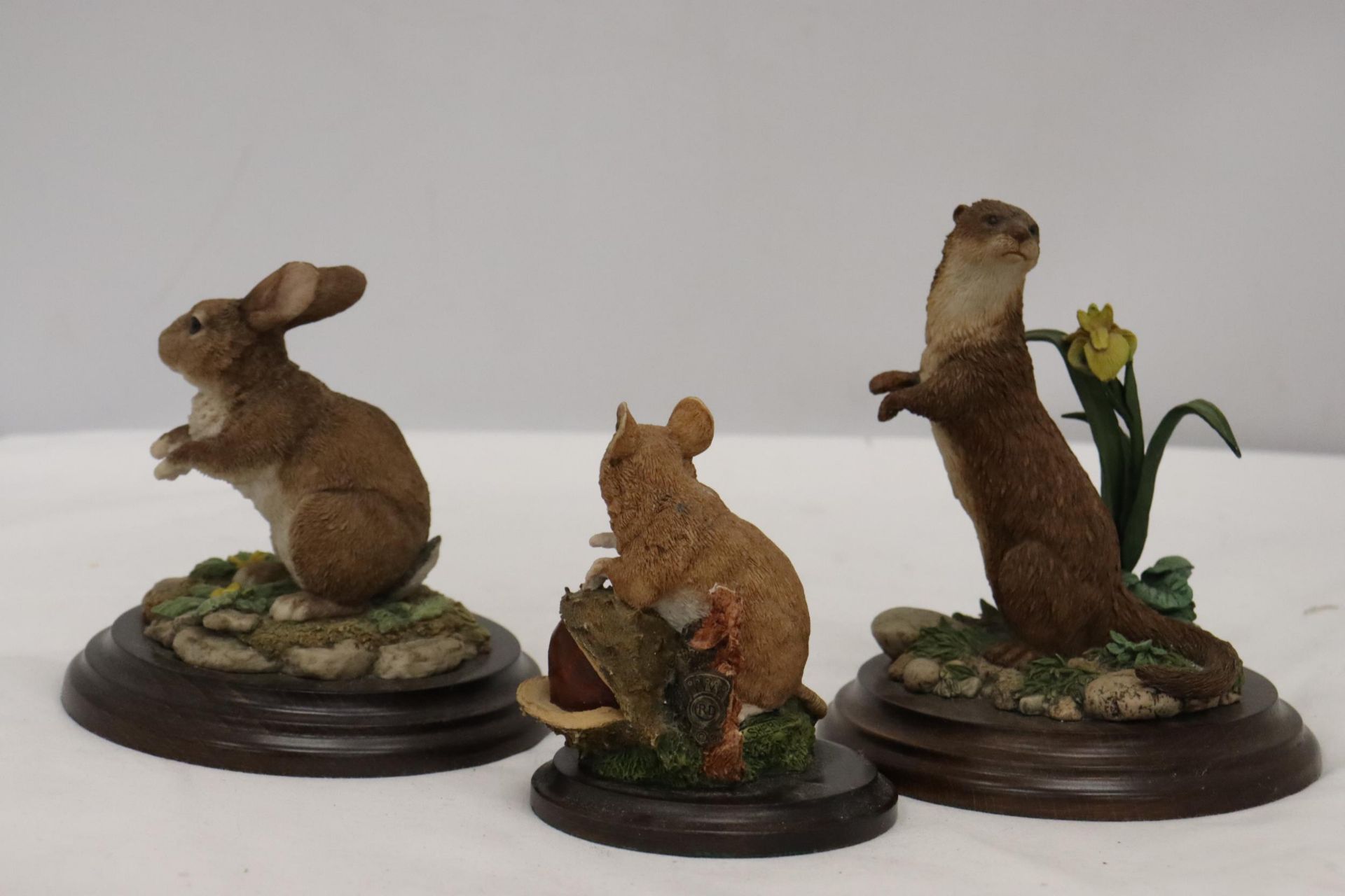 THREE ANIMAL FIGURES ON PLINTHS BY ROYAL DOULTON - Image 2 of 5