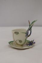 A FRANZ PORCELAIN CUP, SAUCER AND SPOON SET WITH HUMMING BIRD DESIGN. AF - CHIP TO SAUCER