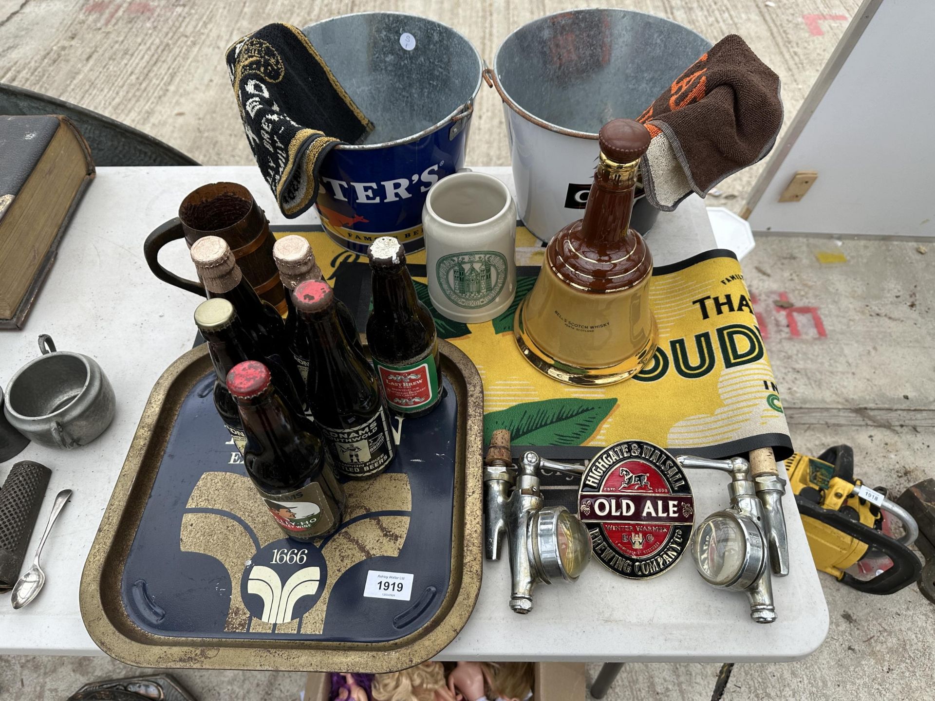 AN ASSORTMENT OF BREWERY ITEMS TO INCLUDE TRAYS, ICE BUCKETS AND BEER TAPS ETC