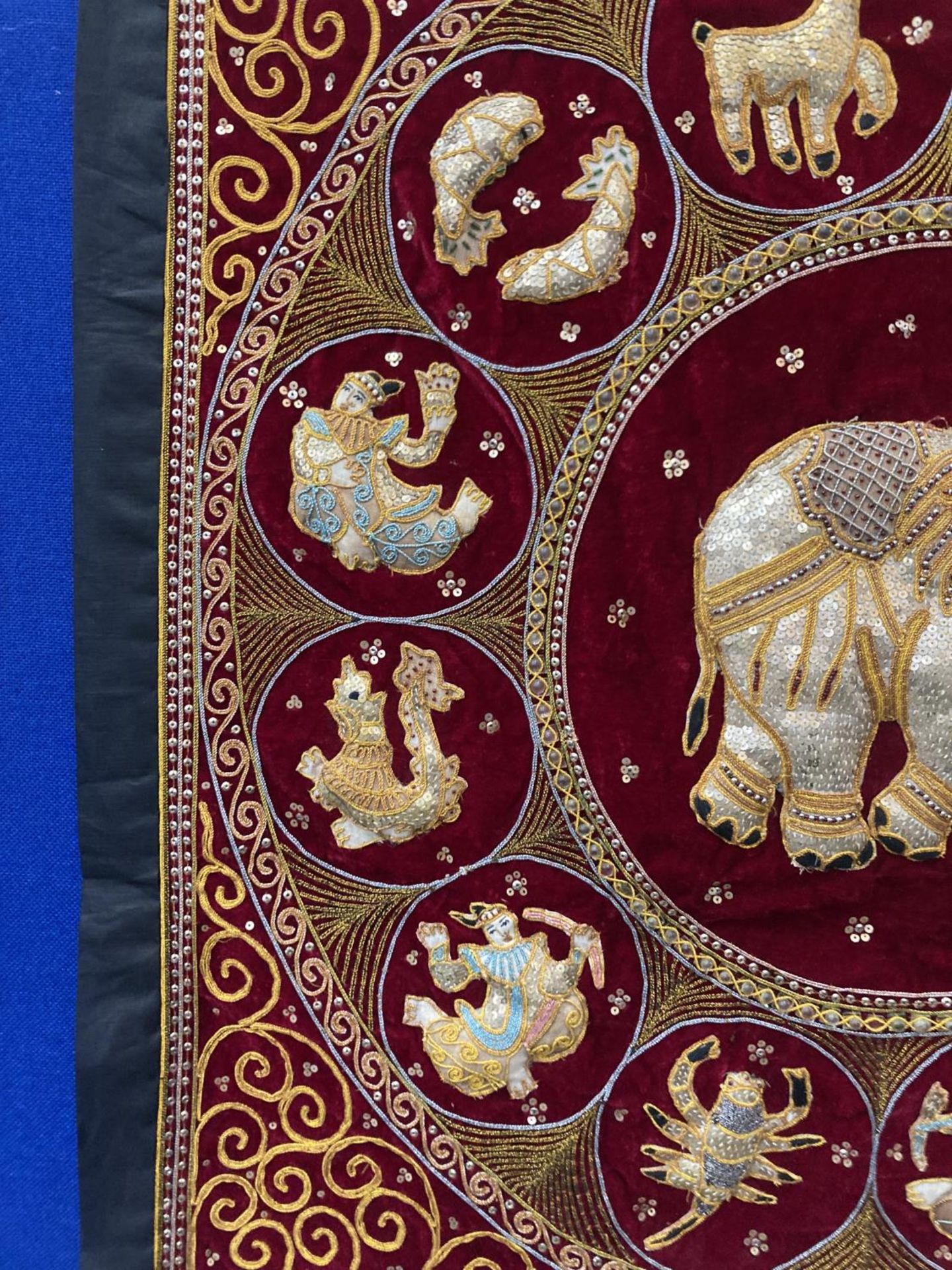 A THAI KALAGA, BELIEVED SILK, ELEPHANT WALL TAPESTRY WITH BEAD AND EMBROIDERY - Image 3 of 5