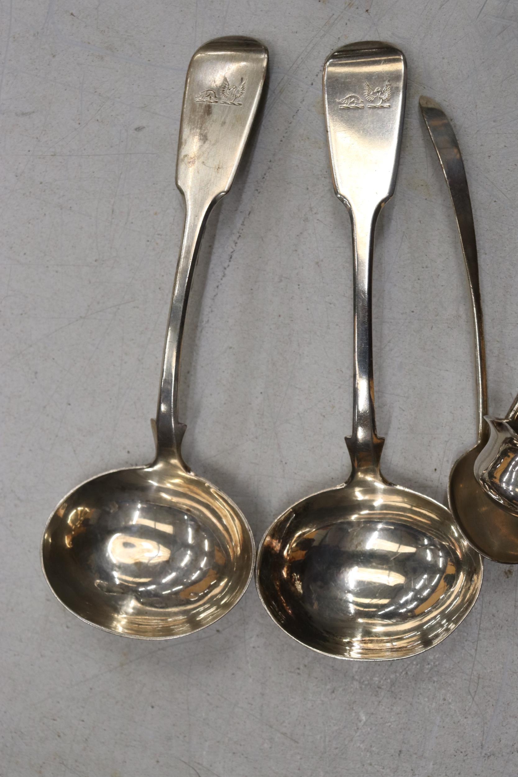 SIX HALLMARKED SILVER ITEMS TO INCLUDE LADELS, NIPS AND SPOONS GROSS WEIGHT 184 GRAMS - Image 3 of 9